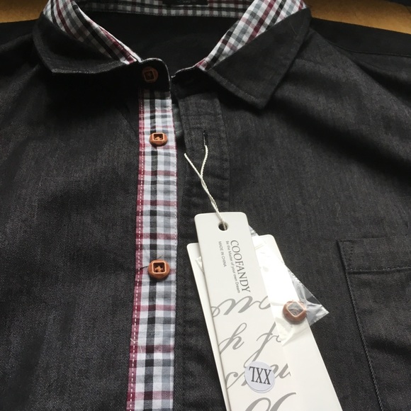 NWT Men’s XXL button up w/checkered trim - Picture 2 of 3